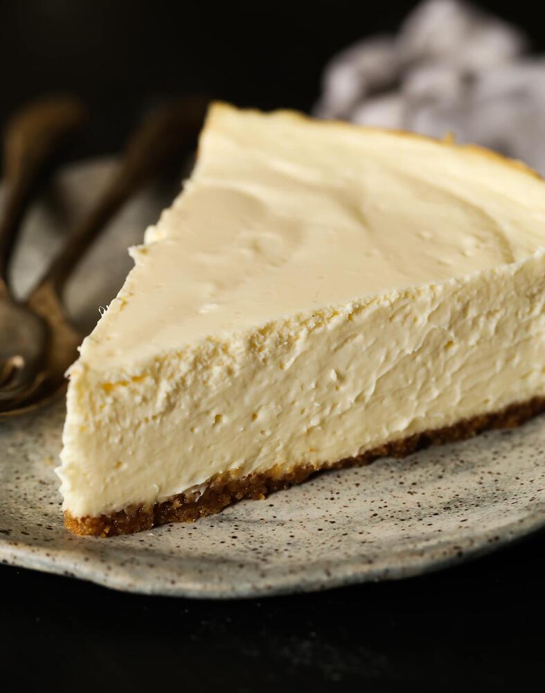 CHEESE CAKE
