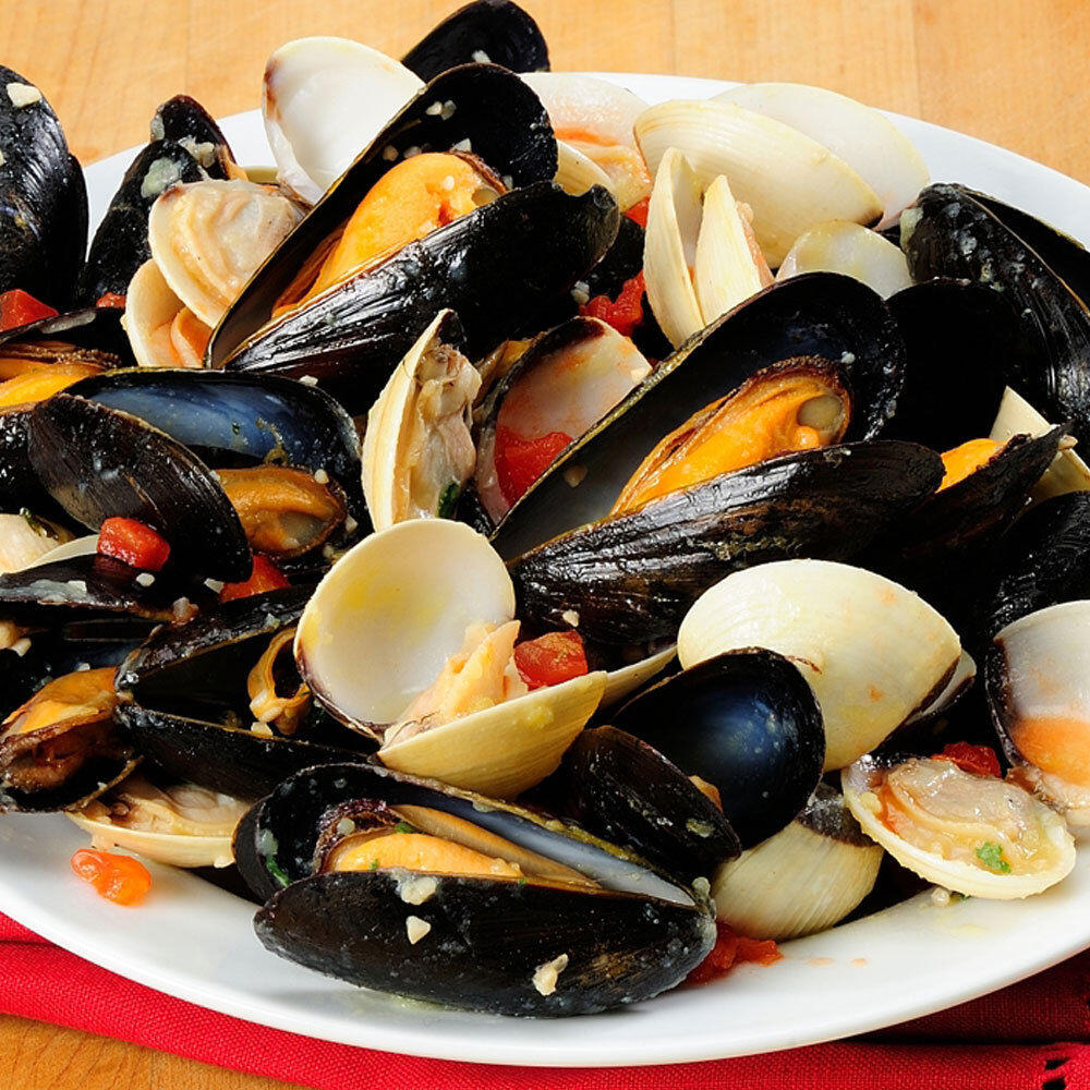 MUSSELS & CLAMS